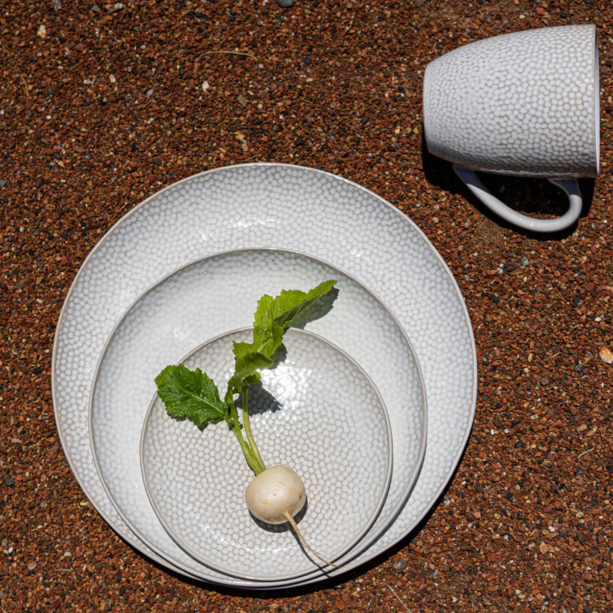 Assiette à salade en grès blanc Truffles 20,5 cm – BIA