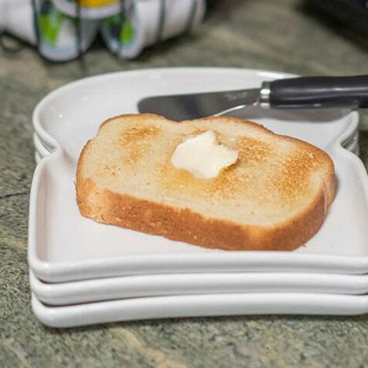 Assiette en forme de toast en porcelaine 17 cm