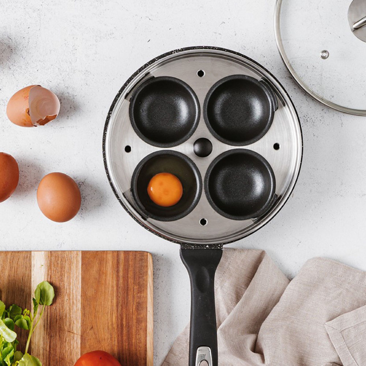 Poêle à frire 8" et pocheuse à quatre œufs avec couvercle 1.4 L GRANITE - Cuisine::pro® Cuisine::pro®