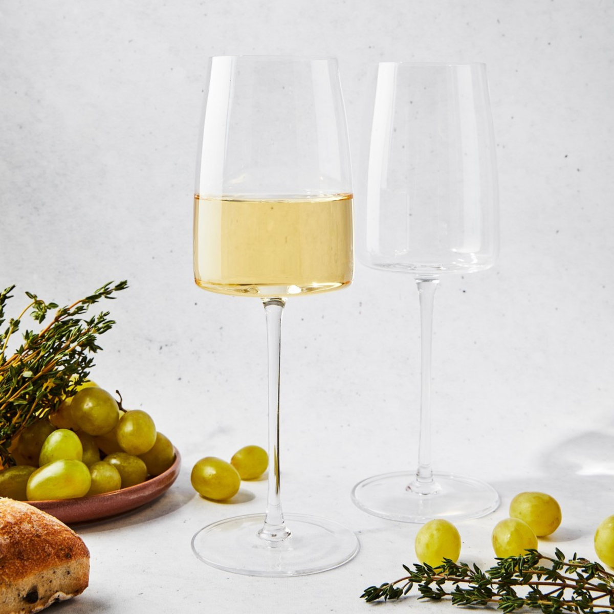 Set of 2 Bouquet 400 ml Lead-Free Crystal White Wine Glasses – Brilliant