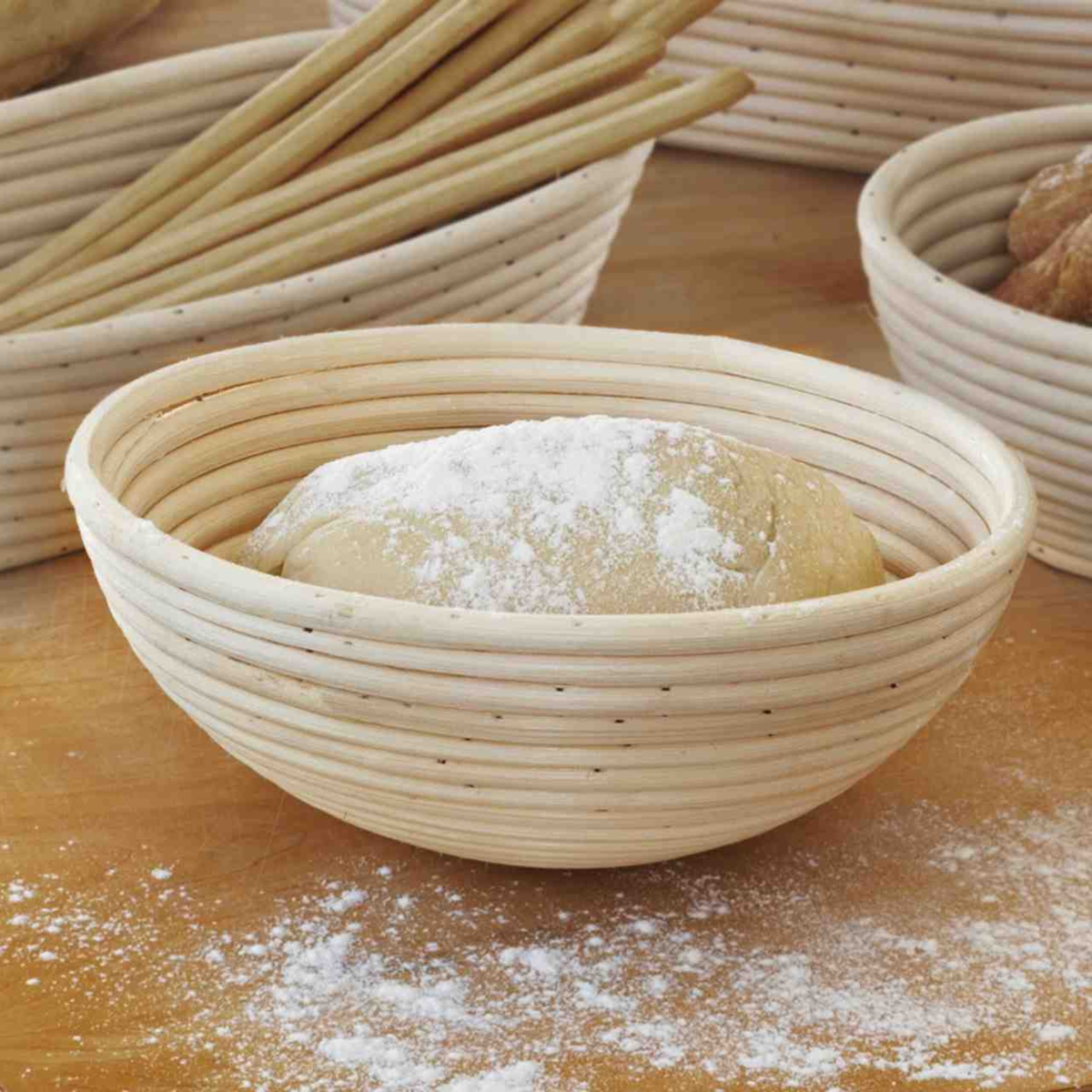 banneton rond en rotin naturel pour fermentation du pain