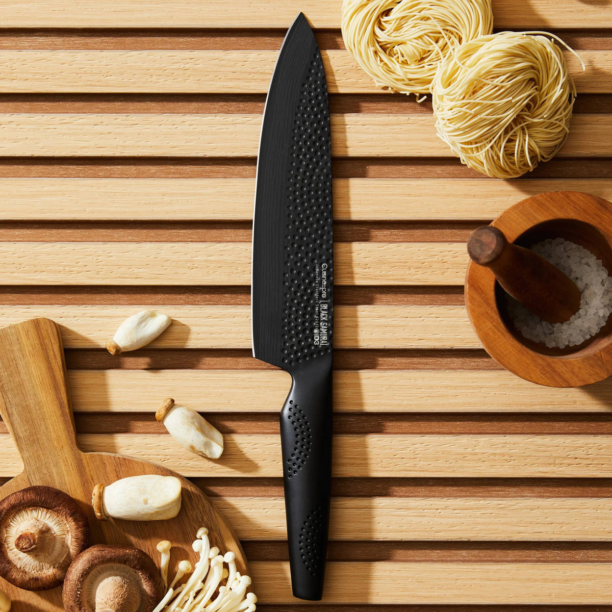 couteau de chef noir acier inoxydable japonais 20 cm