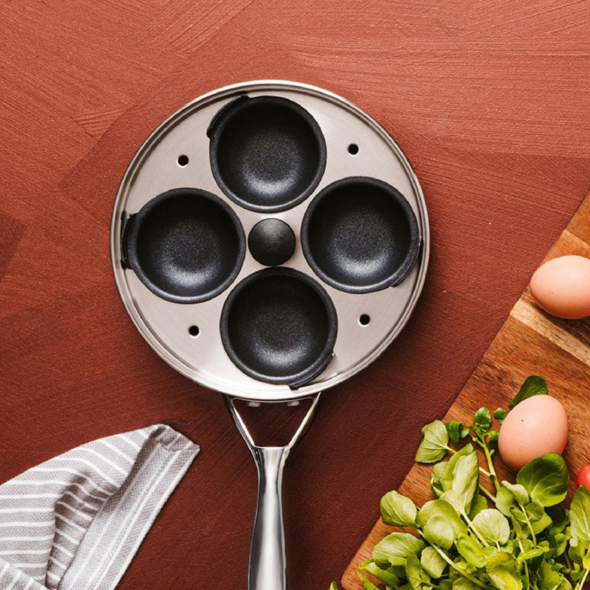 Poêle à frire 8" et pocheuse à quatre œufs avec couvercle 1.5 L iD3 - Cuisine::pro® Cuisine::pro®