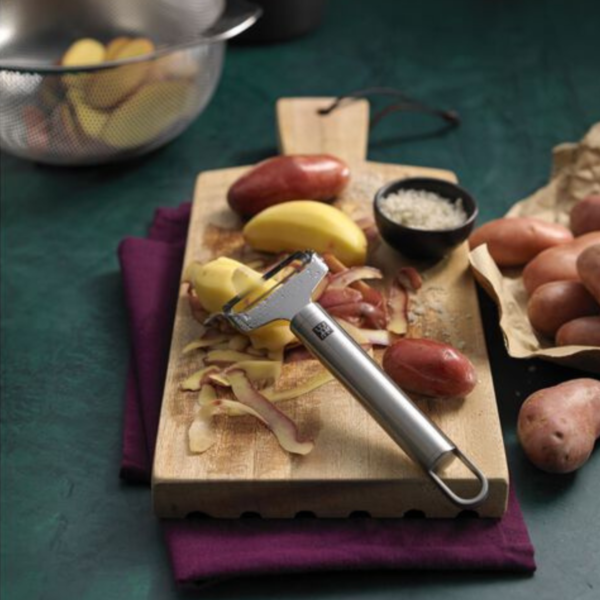 éplucheur légumes cuisine plan de travail

