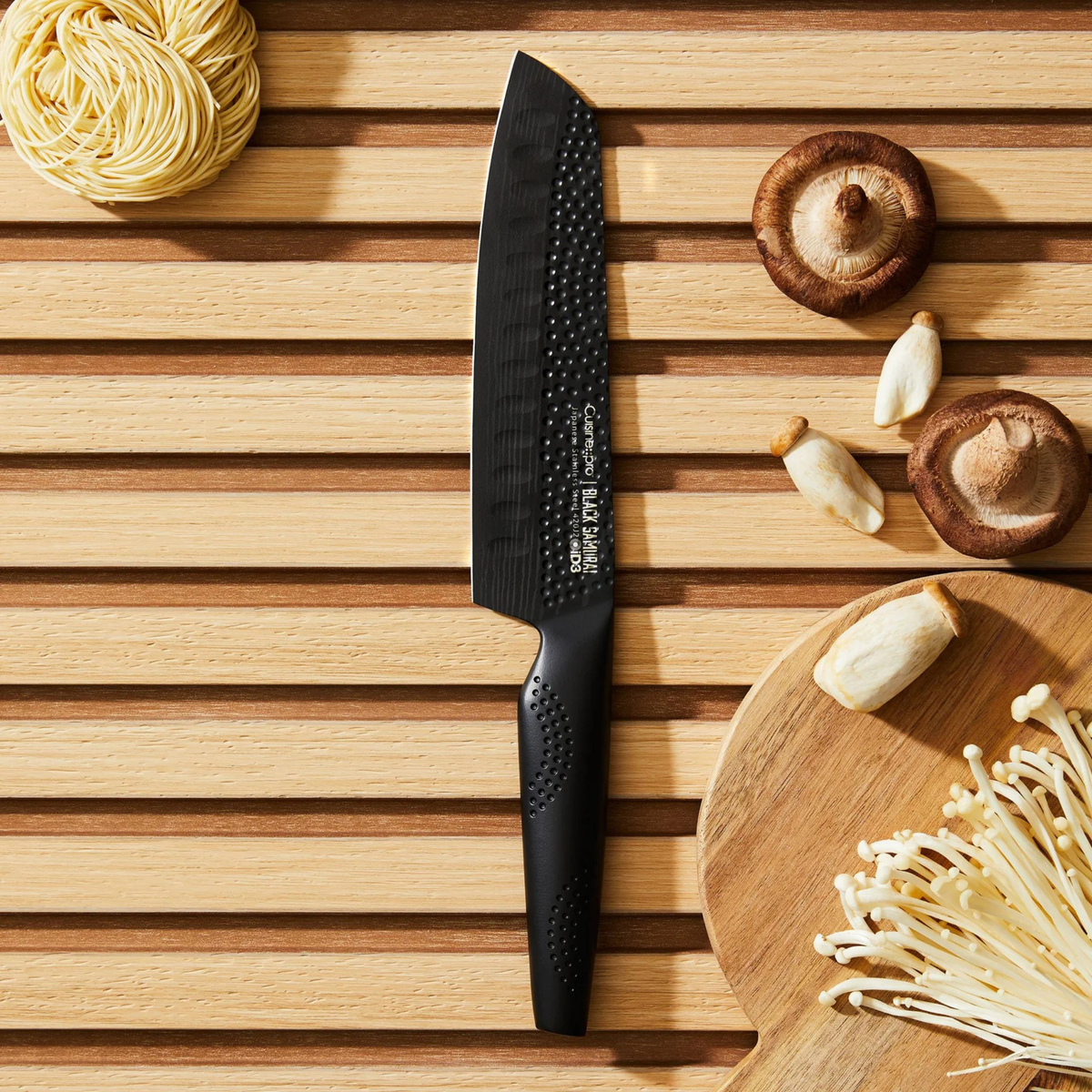 iD3 BLACK SAMURAI™ Japanese Santoku Knife 18 cm - Cuisine::pro®