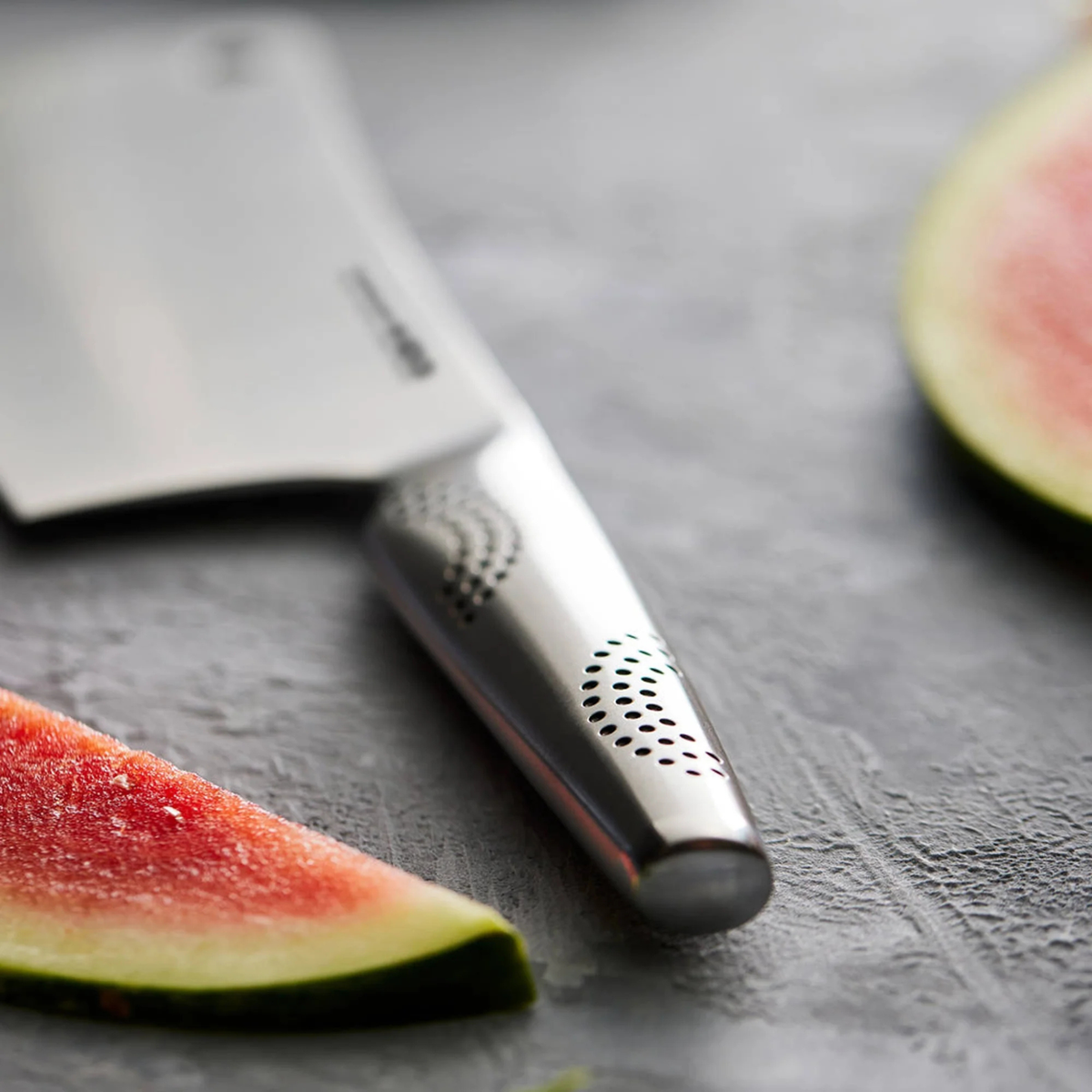 couteau couperet Cuisine::pro® sur plan de travail de cuisine