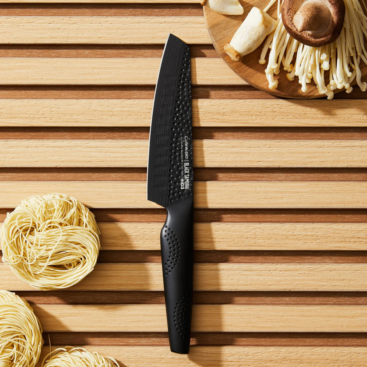 couteau santoku noir acier inoxydable japonais 15 cm