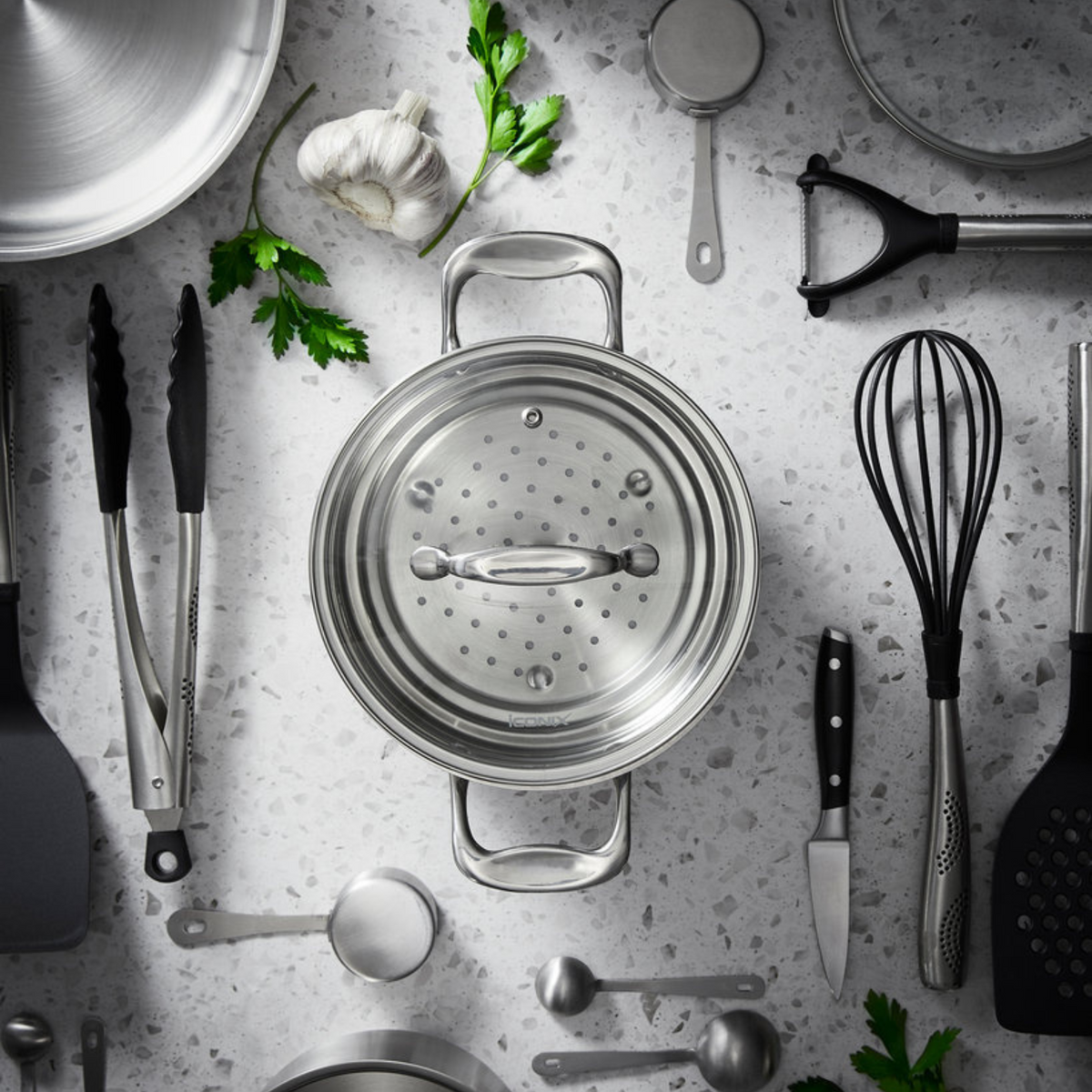 Panier à étuver avec couvercle 7" iconiX - Cuisine::pro® Cuisine::pro®