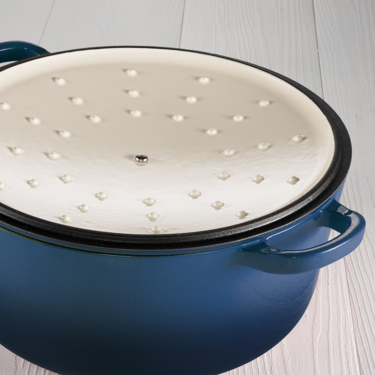 Cocotte ronde en fonte bleue LE CONNOISSEUR™ 6,3 L - Cuisine::pro® Cuisine::pro®