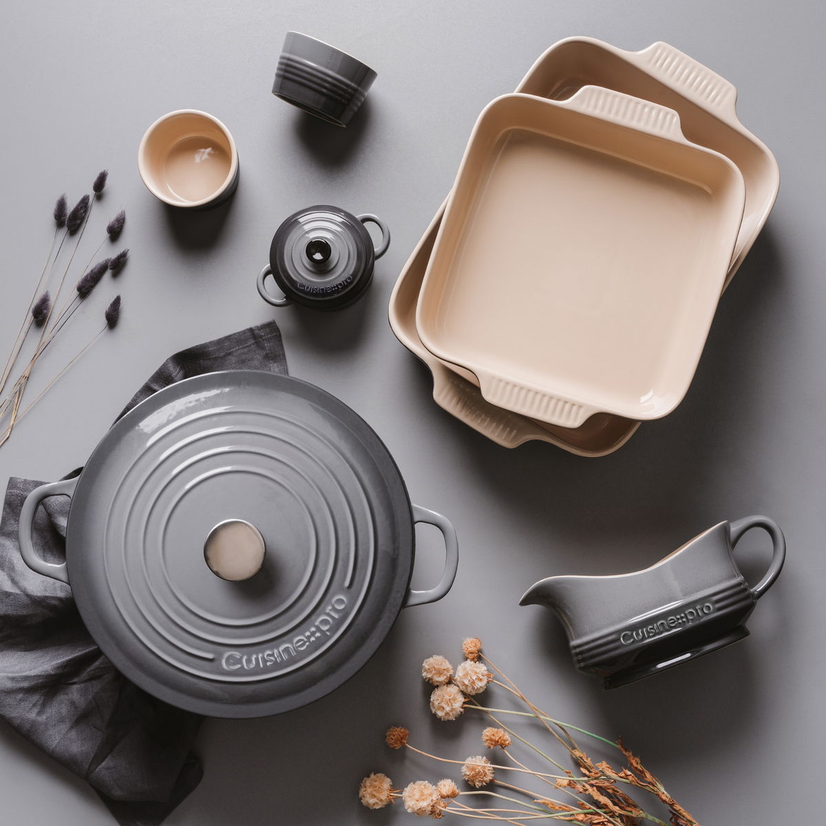 Cocotte ronde en fonte grise LE CONNOISSEUR™ 6,3 L - Cuisine::pro® Cuisine::pro®
