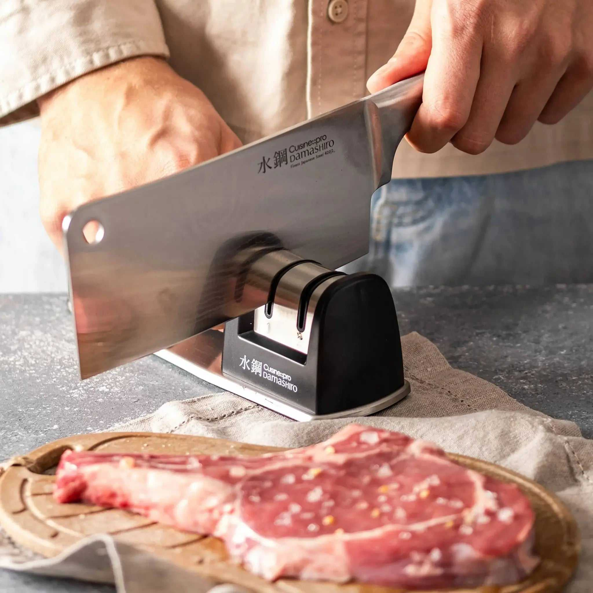 Aiguiseur de couteaux à 2 étapes Damashiro® - Cuisine::pro® Cuisine::pro®