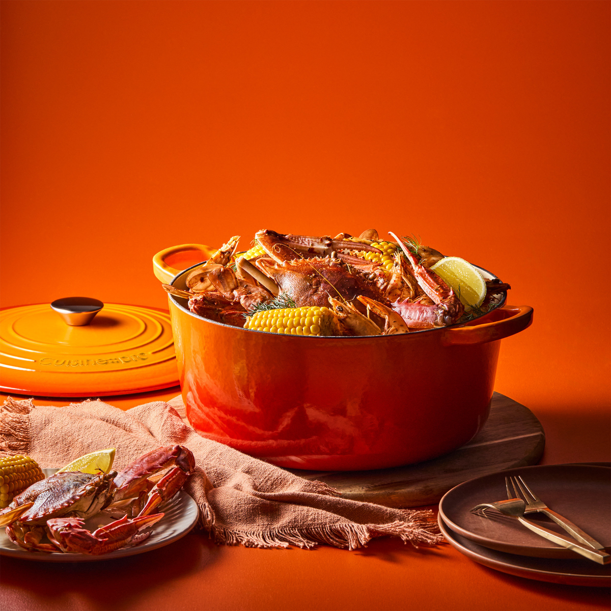 Cocotte ronde en fonte flamme LE CONNOISSEUR™ 6,3 L - Cuisine::pro® Cuisine::pro®