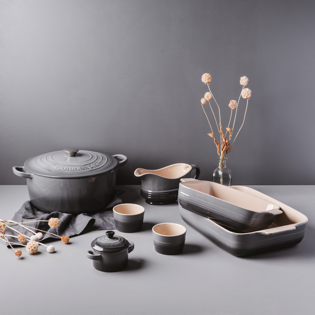 Cocotte ronde en fonte grise LE CONNOISSEUR™ 6,3 L - Cuisine::pro® Cuisine::pro®