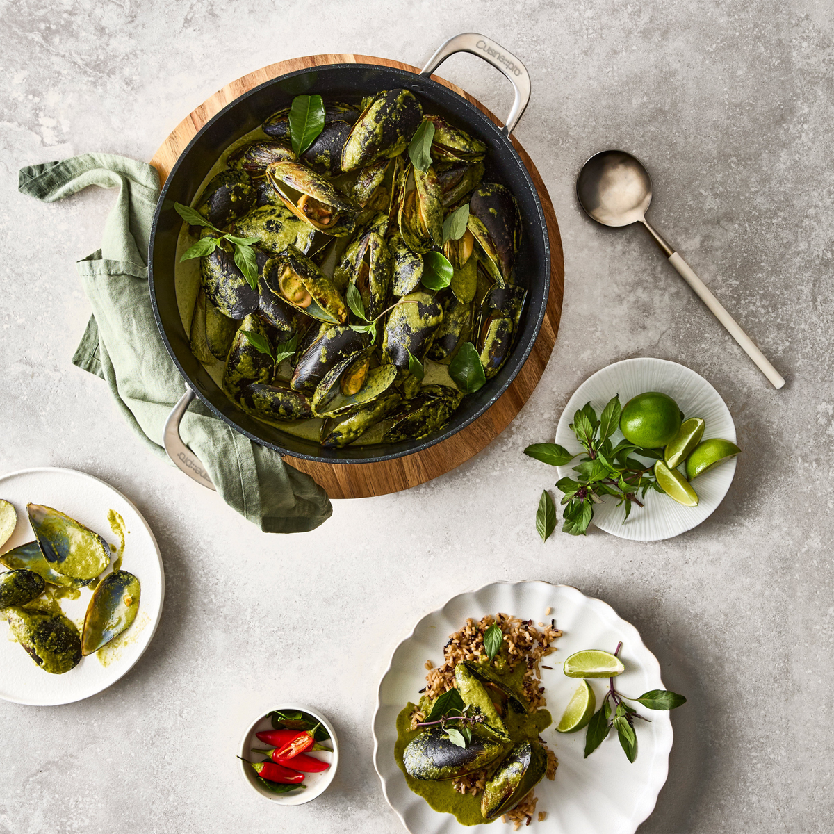 Poêle en aluminium forgé avec couvercle GREEN STONE™ 32 cm – Cuisine::pro® Cuisine::pro®
