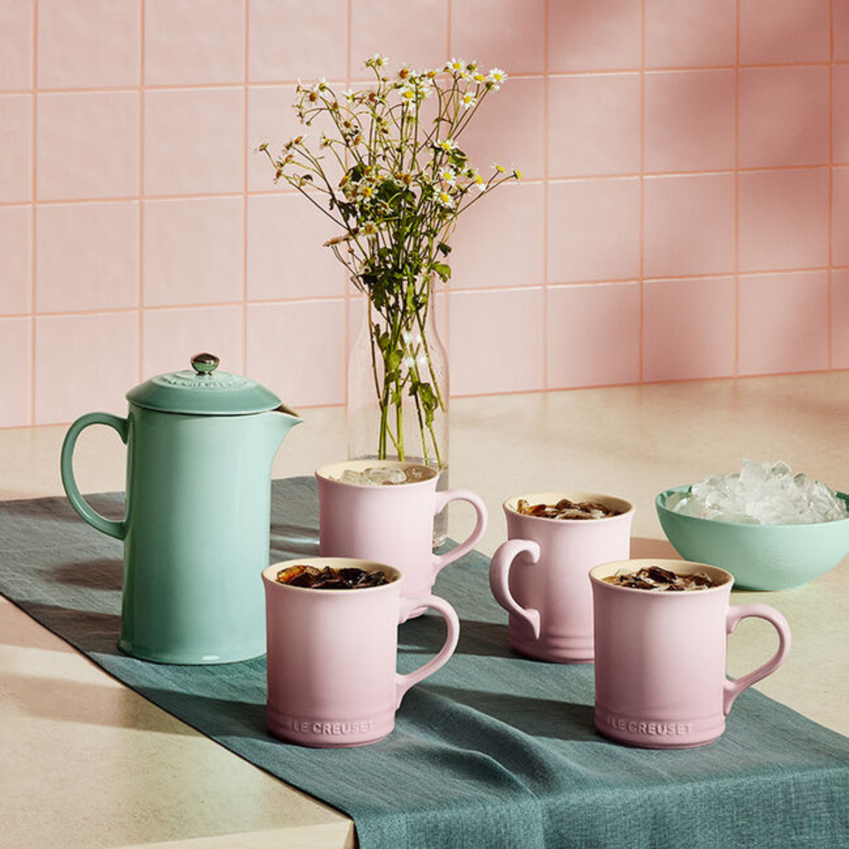 Set of 4 Classic Shell Pink Cups - Le Creuset