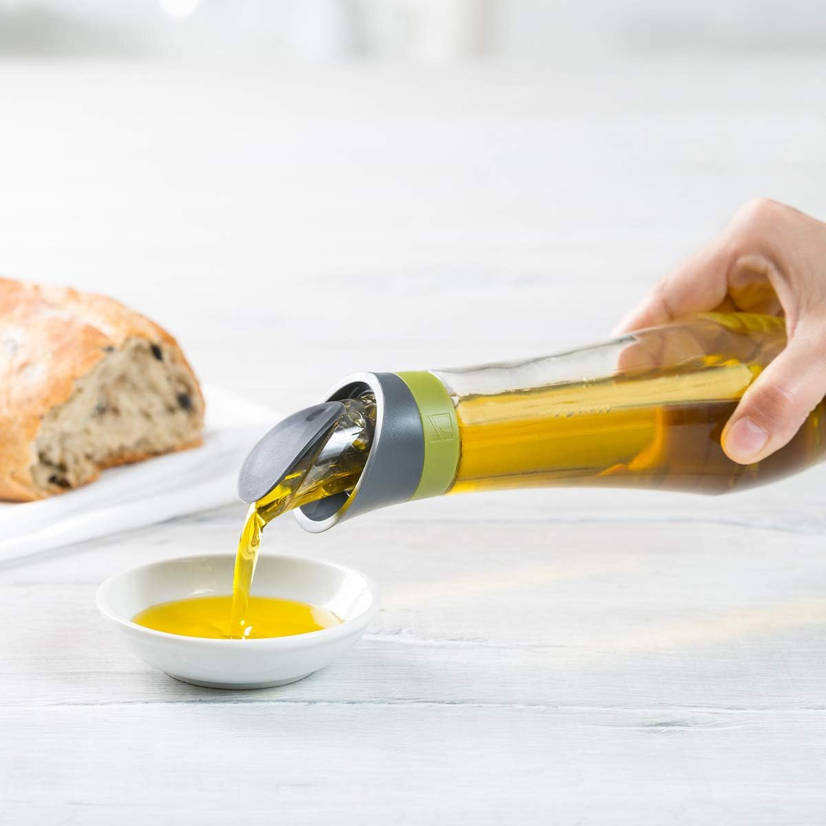 Bouteille à huile et vinaigrette en verre avec couvercle automatique 300 ml - Trudeau