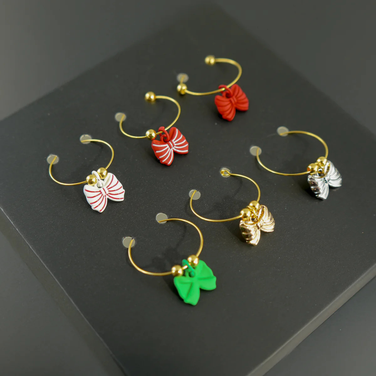 Ensemble de 6 marques-verres boucles - Ko&Co