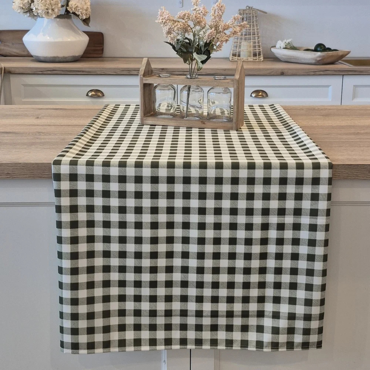 Nappe à carreaux verts sur fond blanc (style vichy) 60 x 108 po - Brunelli