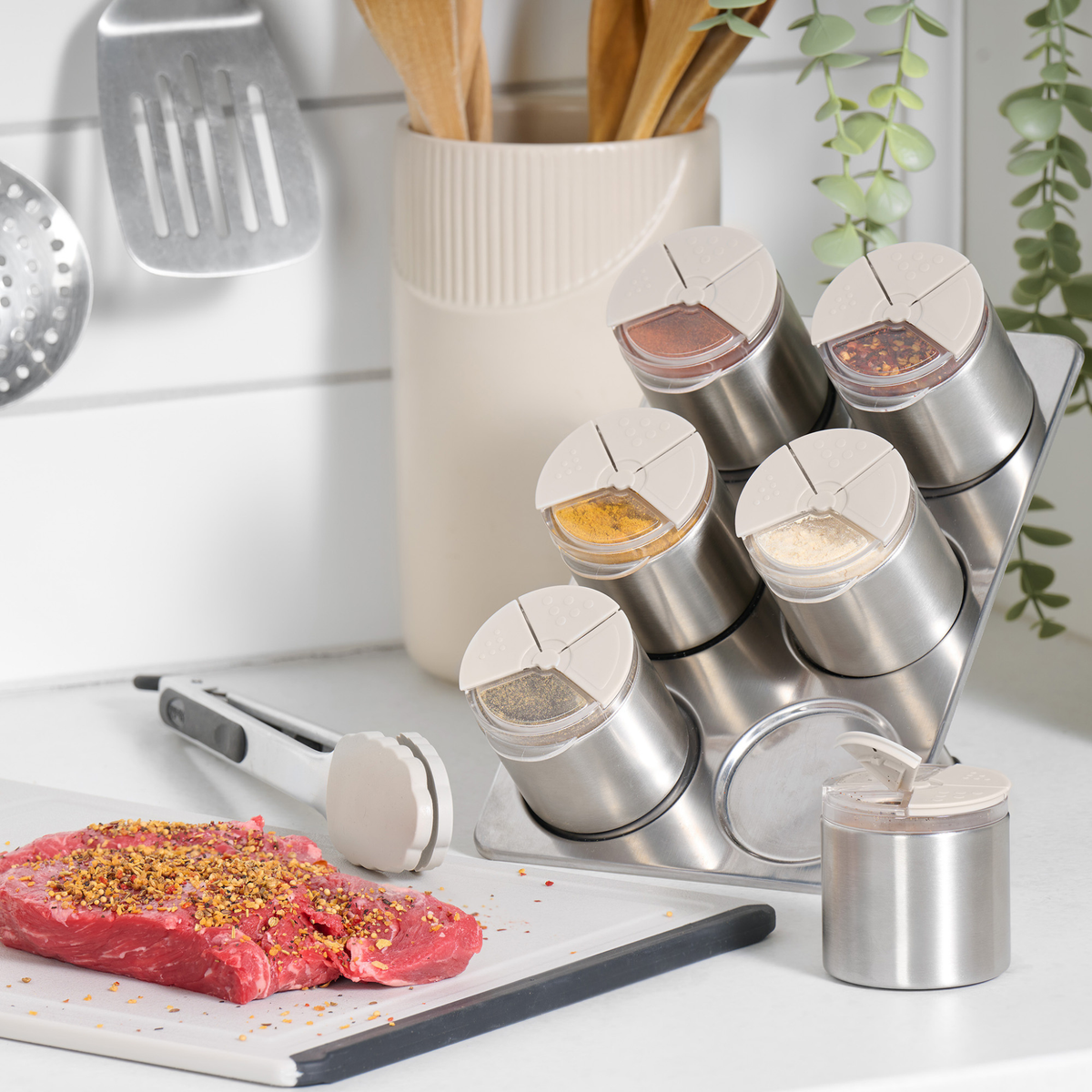 Support à épices magnétique avec 6 pots en acier inoxydable – Starfrit