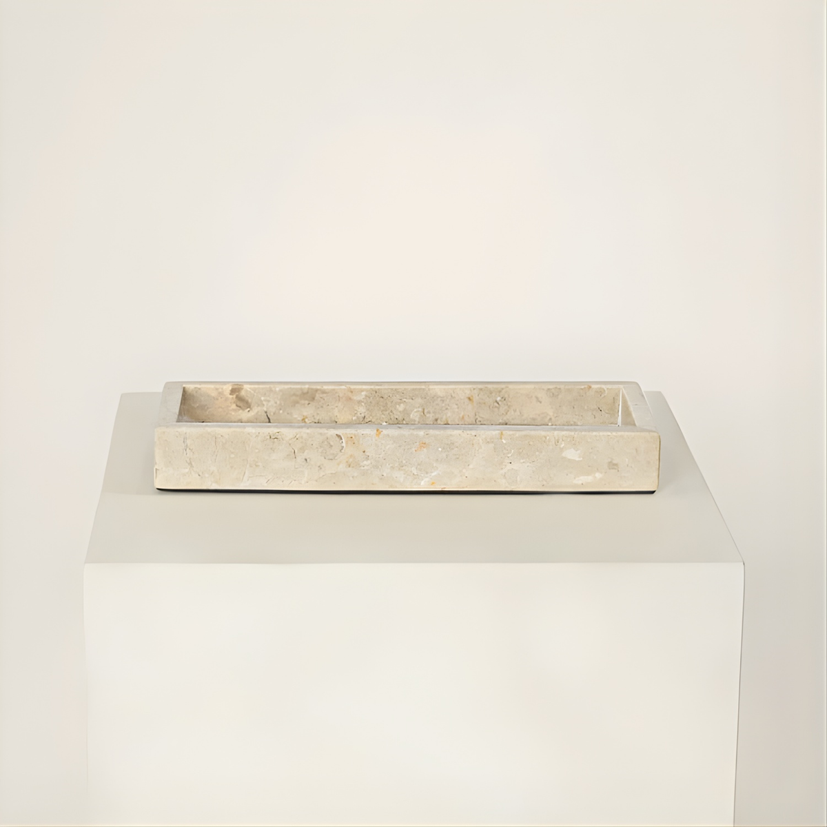 Plateau à rebord en marbre beige 25 cm - Crusoë