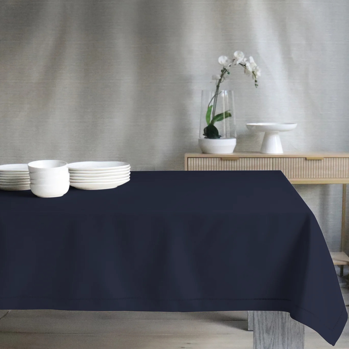 Nappe à fini en lin bleu marine 60 x 120 po