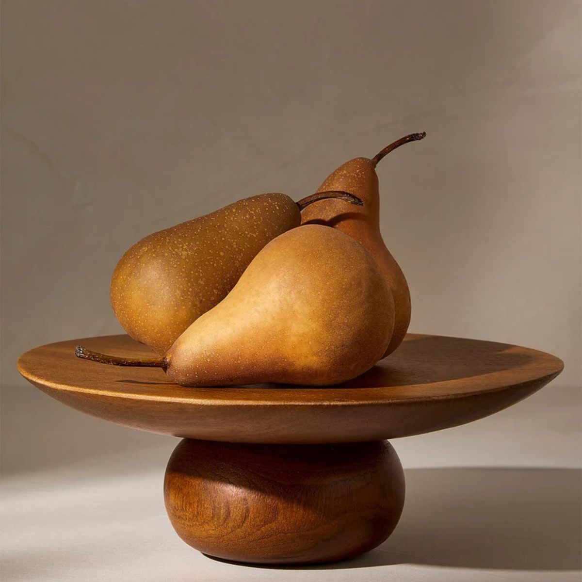 Petit plateau à gâteau en bois de teck - Crusoë Crusoë