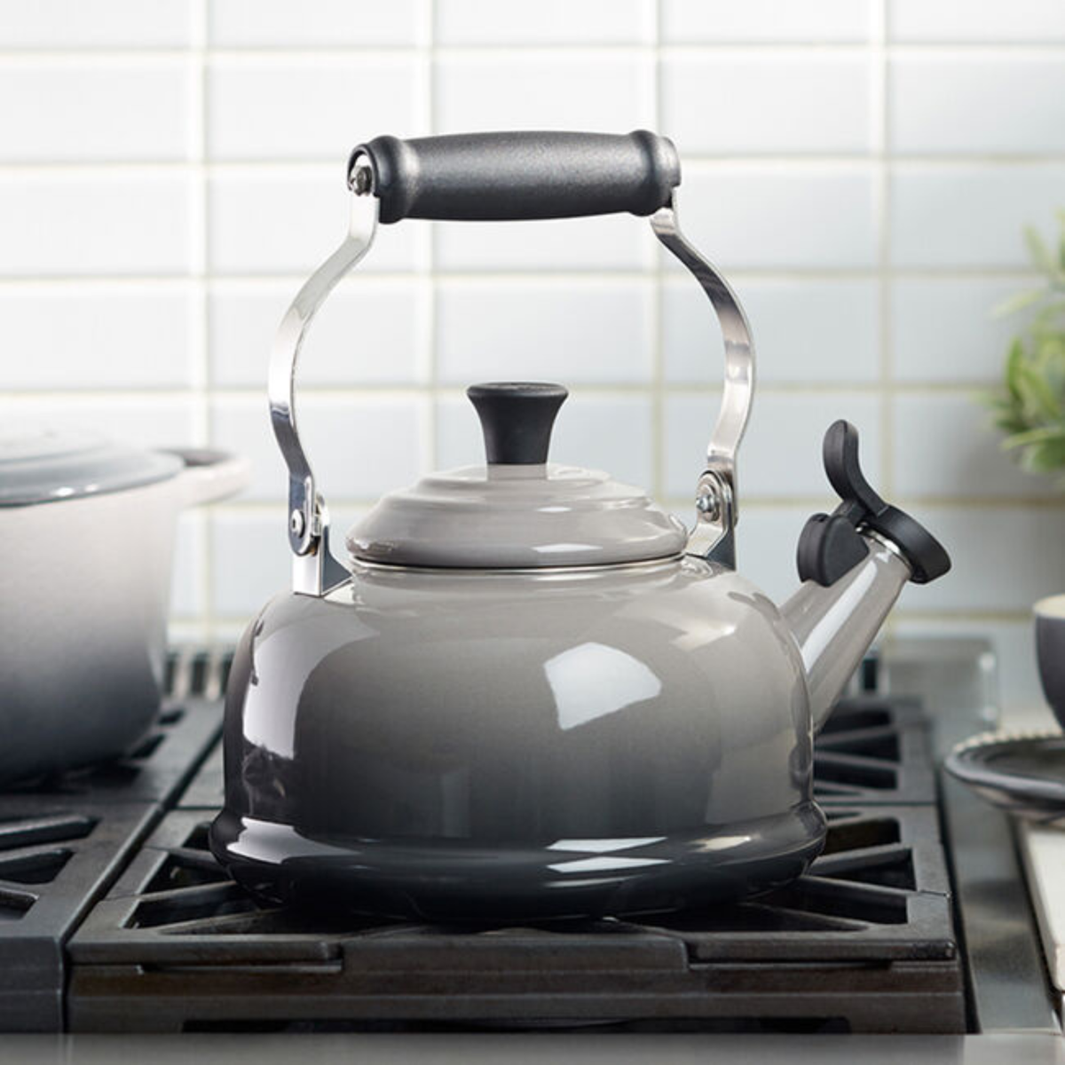 Bouilloire sifflante classique Oyster 1,6 L - Le Creuset Le Creuset