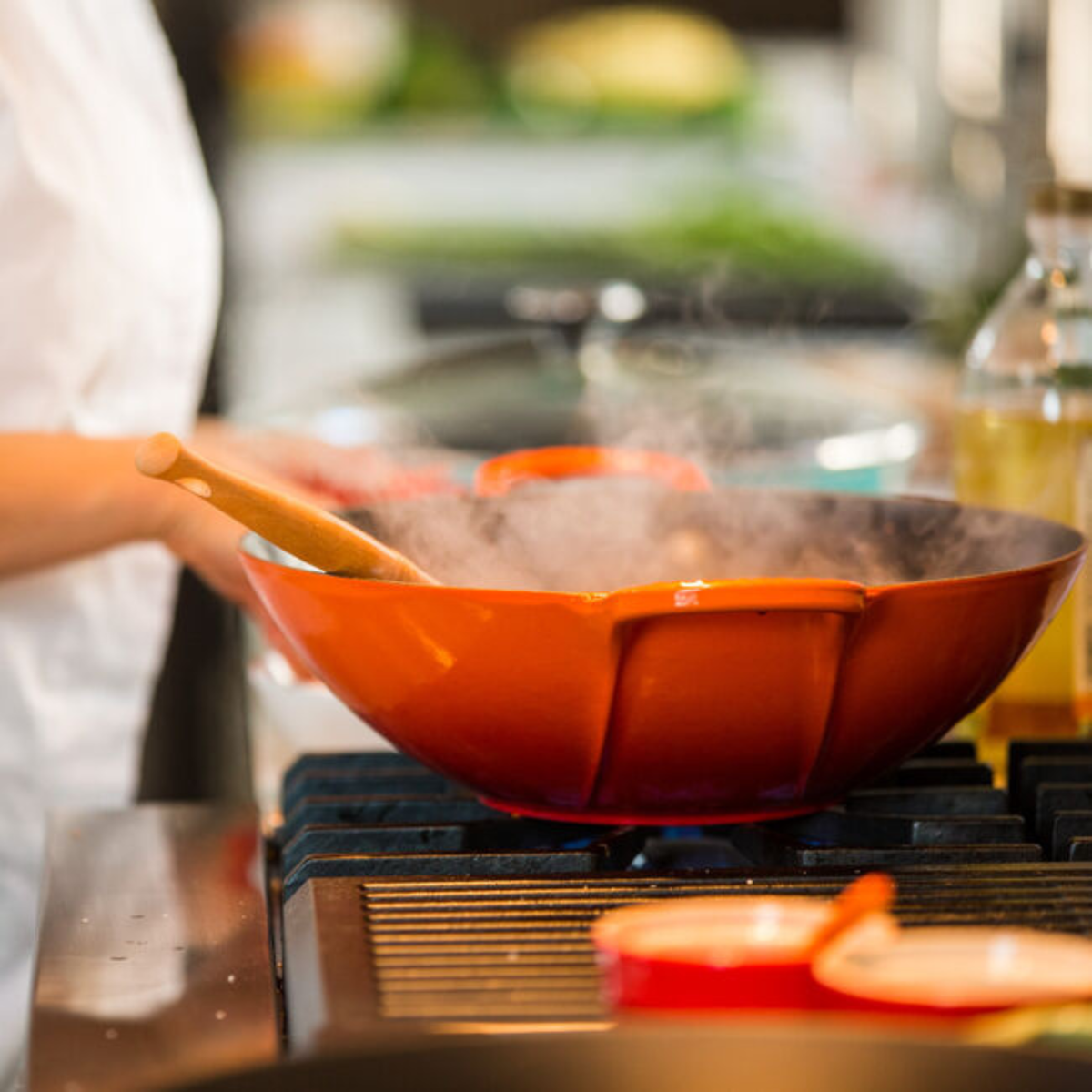 Wok en fonte avec couvercle Volcanique 4,8 L - Le Creuset Le Creuset