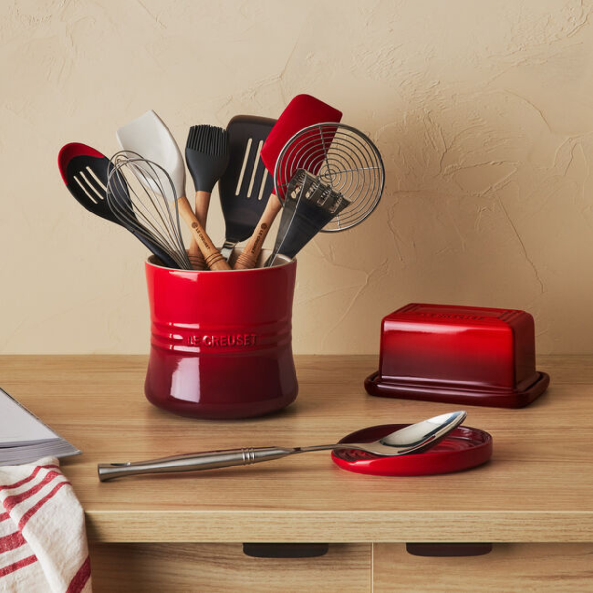 Beurrier en grès Cerise 454 g - Le Creuset Le Creuset