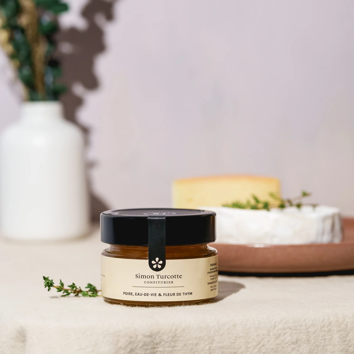 Confiture à fromage poire avec eau-de-vie et fleur de thym 125 ml Simon Turcotte Confiturier