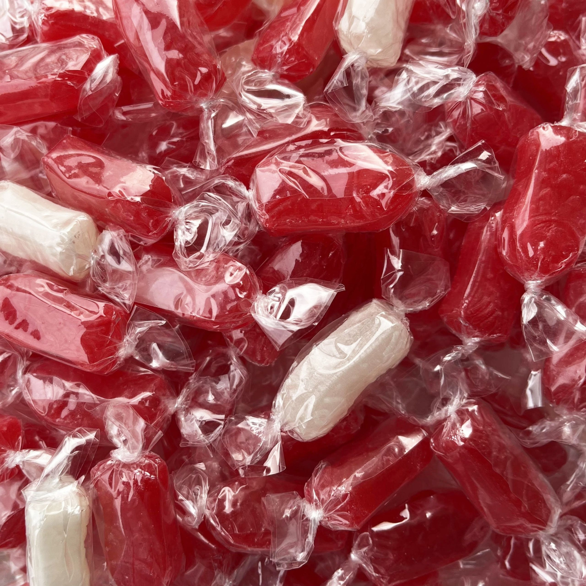 Bonbons durs à la cannelle en forme de poisson 1 kg 