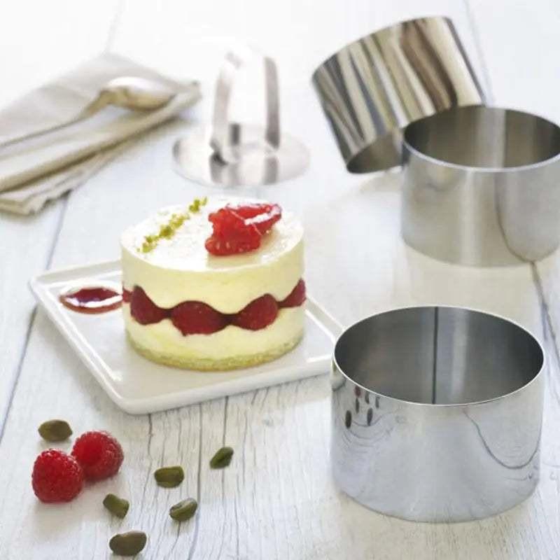ensemble de moules en inox 9 pièces rondes pour empilage alimentaire avec poussoirs en acier inoxydable